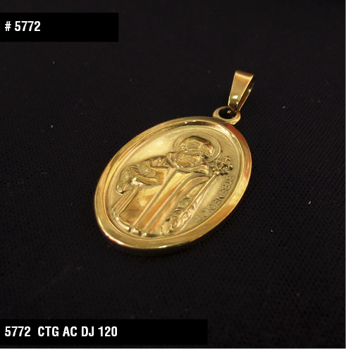 5772 DIJE SAN BENITO DORADO