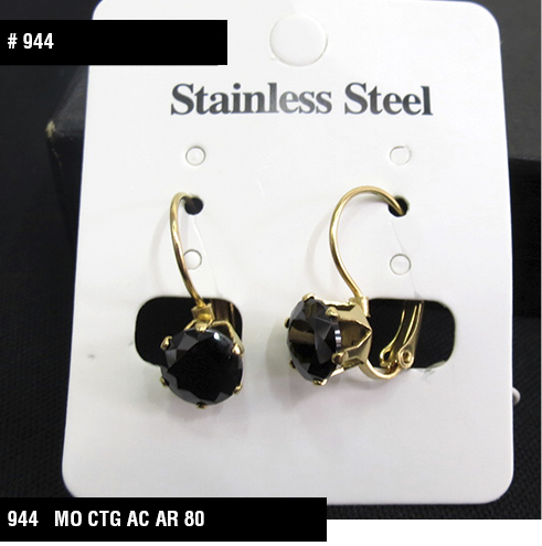 944 aretes colgando con piedra